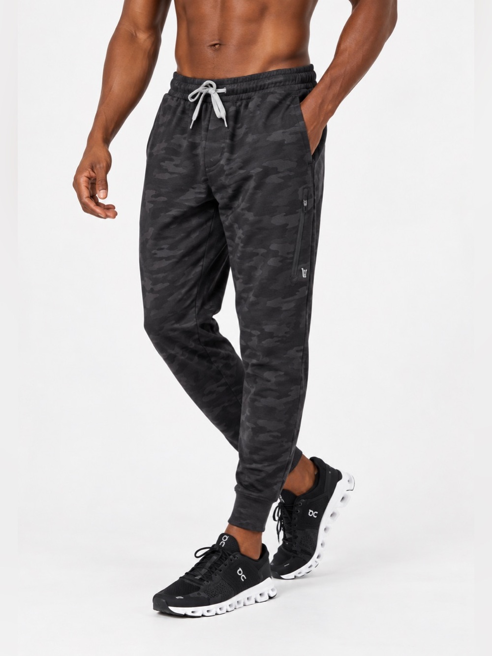 Vuori Men’s Sunday Performance Jogger Black Gray Camo Zip Pocket S